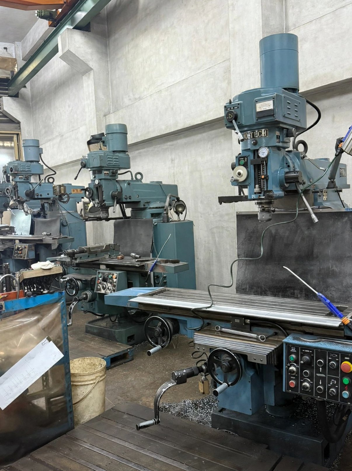 precision milling machines in mold making workshop - Emberon